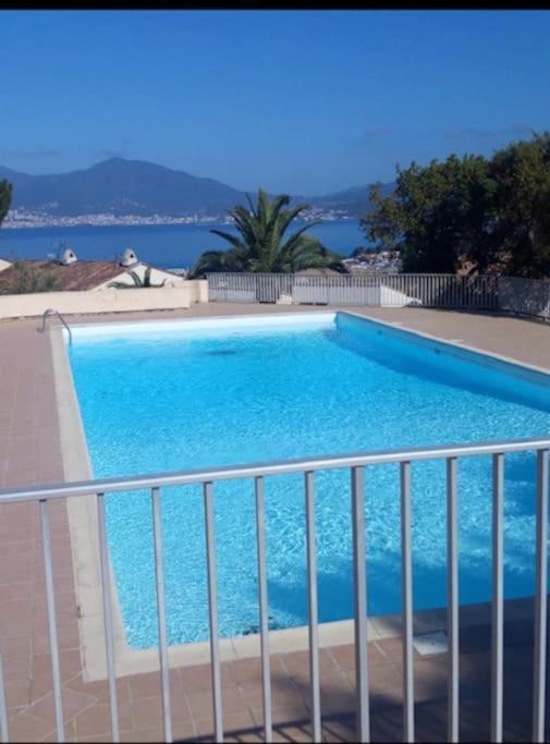 Porticcio T2 climatisé&grande terrasse à 1km de la plage Extérieur photo